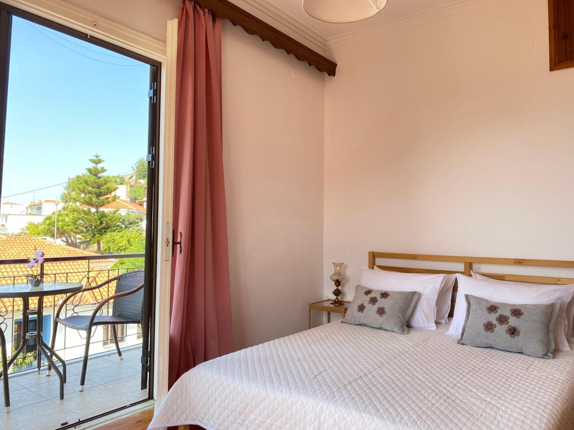Demie And George Ηouse Villa Loutraki  ภายนอก รูปภาพ