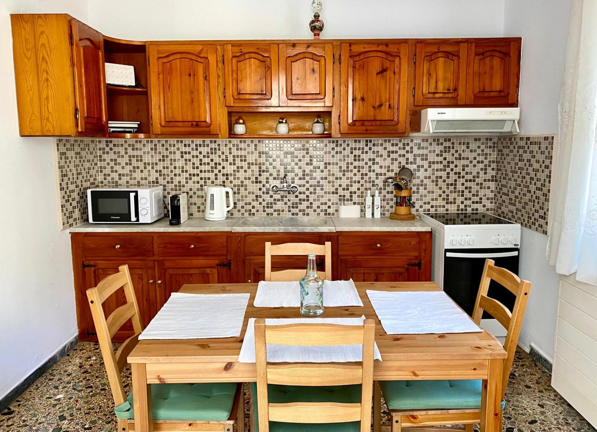 Demie And George Ηouse Villa Loutraki  ภายนอก รูปภาพ
