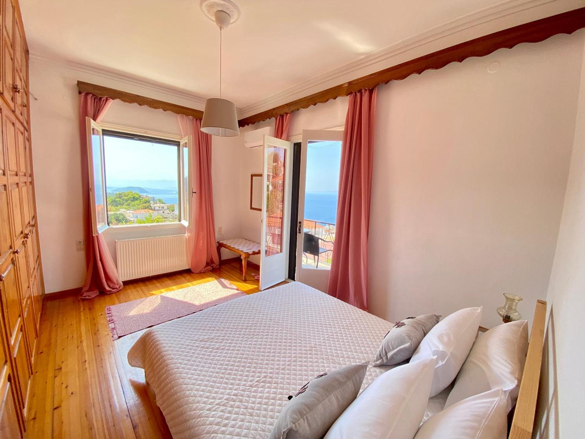 Demie And George Ηouse Villa Loutraki  ภายนอก รูปภาพ